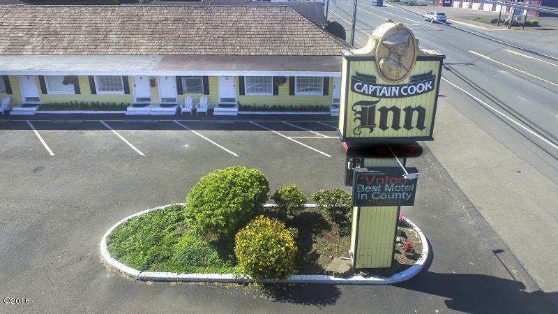 Captain Cook Inn Lincoln City Dış mekan fotoğraf